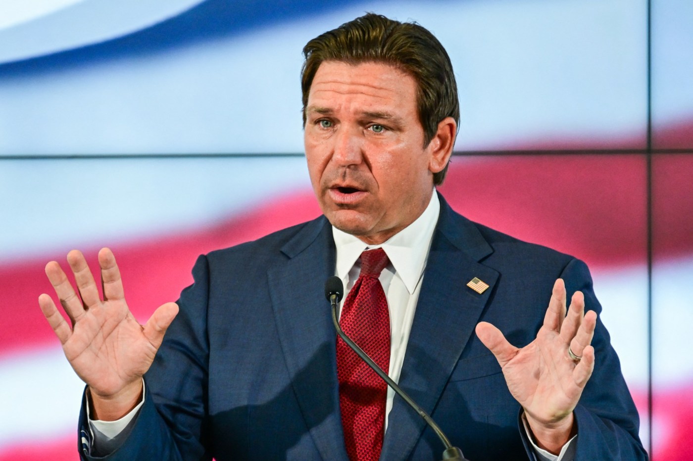 DeSantis Backs Charter Schools’ Demand for Free Space in Public Schools